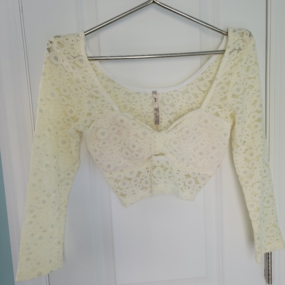 Mini crop top long sleeve see through with flower